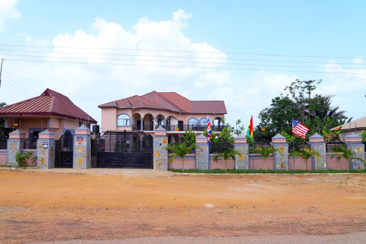 Osaah Bema Lodge Antoa Exterior photo