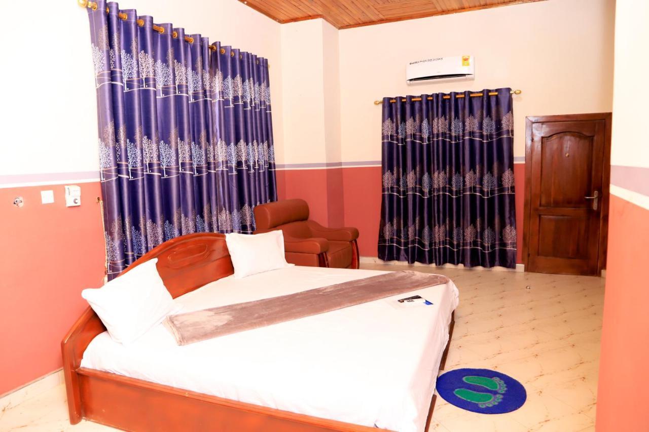 Osaah Bema Lodge Antoa Exterior photo
